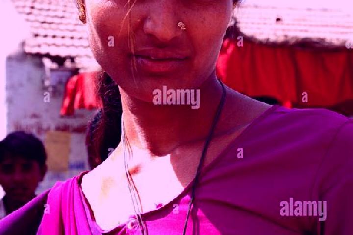 Maya, 30, a red blue-eyed indian companion based in Caldas da Rainha. Offering Prostate Massage, Roleplay, BDSM. Available for incall and outcall, day and ev...