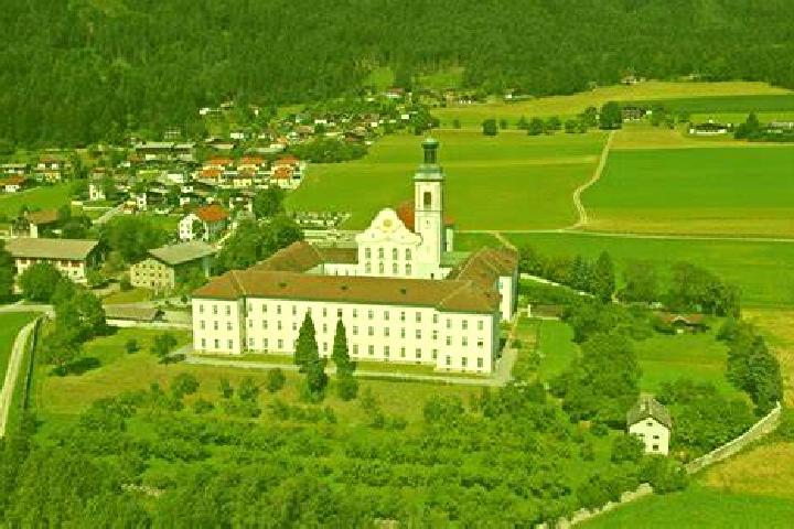 Maya, 30 — Escort in Fiecht, Austria