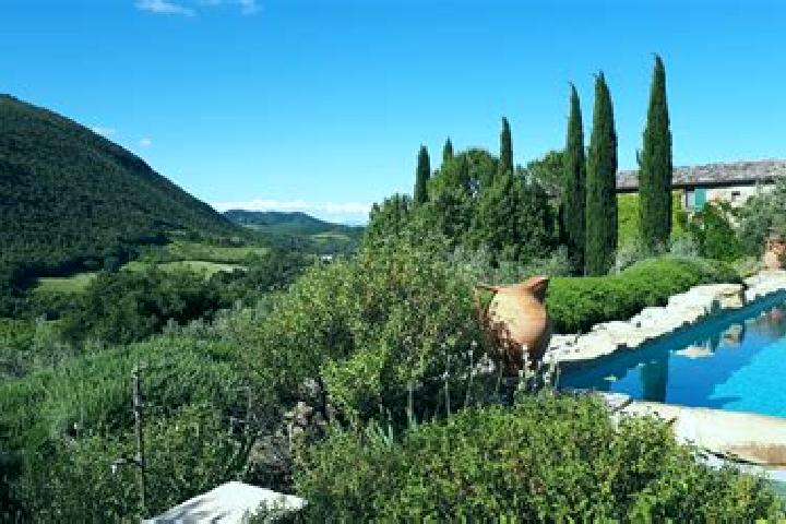 Maya, 30 — Escort in Pierantonio, Italy
