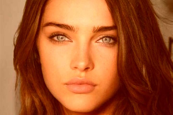 Maya, 31, a brunette blue-eyed european companion based in Orly. Offering Duos, CIM, Party Girl. Available for incall and outcall, overnight bookings available.