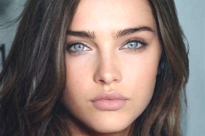 Maya, 31, a brunette dark-eyed european companion based in Marina di Massa. Offering Couples, GFE, OWO. Available for incall and outcall, overnight bookings ...