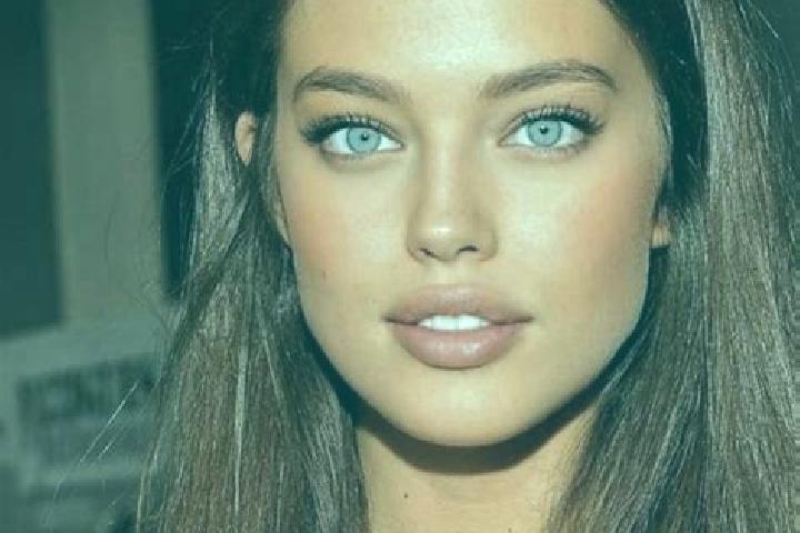 Maya, 31, a chestnut grey-eyed caucasian companion based in El Altet. Offering Tantra, Duos, Overnight. Available for incall and outcall, overnight bookings ...