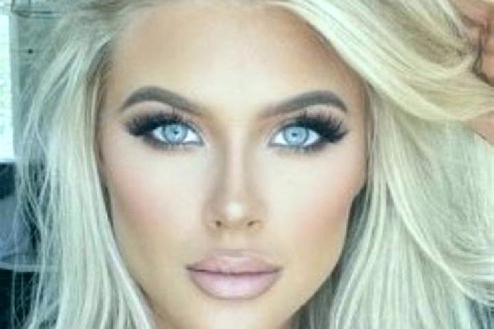 Maya, 31, a platinum blonde grey-eyed middle eastern companion based in Perusic. Offering OWO, Striptease, Erotic Massage, Dinner Date, Deep French Kissing. ...