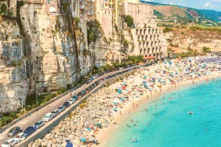 Maya, 31 — Escort in Angri, Italy