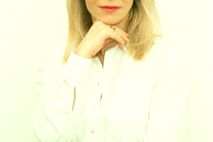 Maya, 31 — Escort in Berteaucourt-les-Dames, France