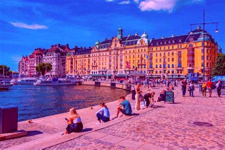 Maya, 31 — Escort in Friggesund, Sweden