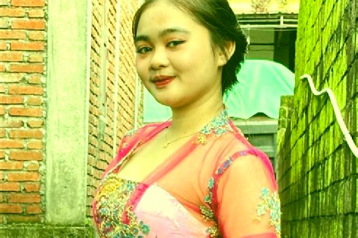 Maya, 31 — Escort in Gereneng, Indonesia