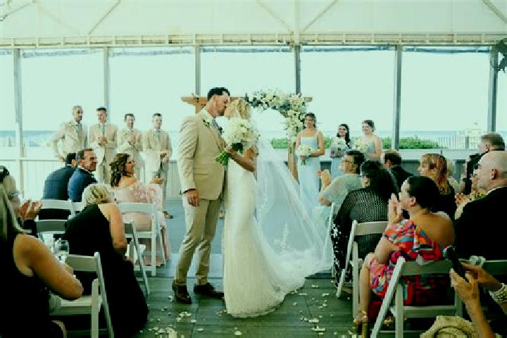 Maya, 31 — Escort in Kamenetskiy, Russia