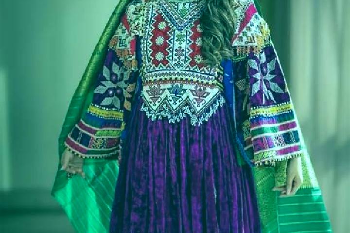 Maya, 31 — Escort in Sarfiraz Kala, Afghanistan