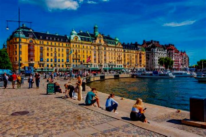Maya, 31 — Escort in Soederakra, Sweden