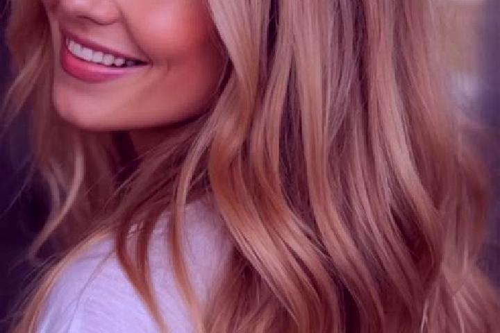 Maya, 32, a blonde hazel-eyed latina companion based in Los Barriales. Offering Party Girl, Couples, Girlfriend Experience, 69. Available for incall and outc...