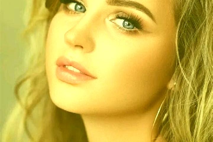 Maya, 32, a dark blonde blue-eyed indian companion based in Maliana. Offering Duos, Party Girl, Striptease, Massage, Roleplay. Available for incall and outca...