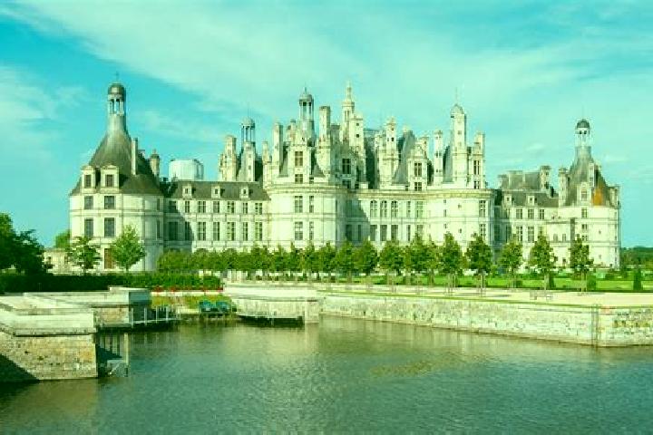 Maya, 32 — Escort in Chateau-Chinon(Campagne), France