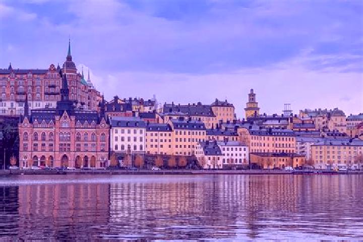 Maya, 32 — Escort in Holo, Sweden