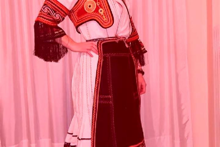 Maya, 32 — Escort in Kalavryta, Greece