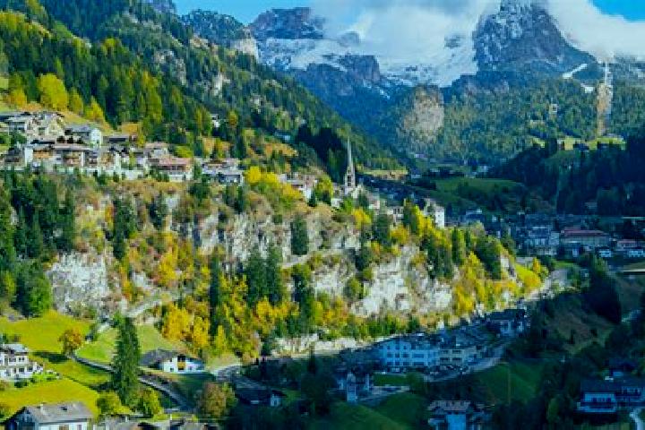 Maya, 32 — Escort in Santa Cristina Valgardena, Italy