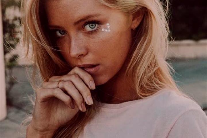 Maya, 33, a blonde blue-eyed middle eastern companion based in Chalandray. Offering Duos, A-Level, Travel Companion, CIM, Party Girl. Available for incall an...
