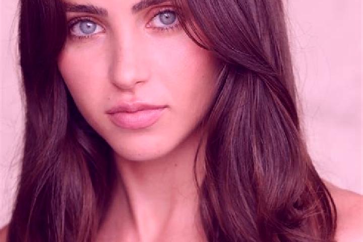 Maya, 33, a chestnut brown-eyed caucasian companion based in Polperro. Offering Tantra, GFE, Party Girl. Available for incall and outcall, overnight bookings...