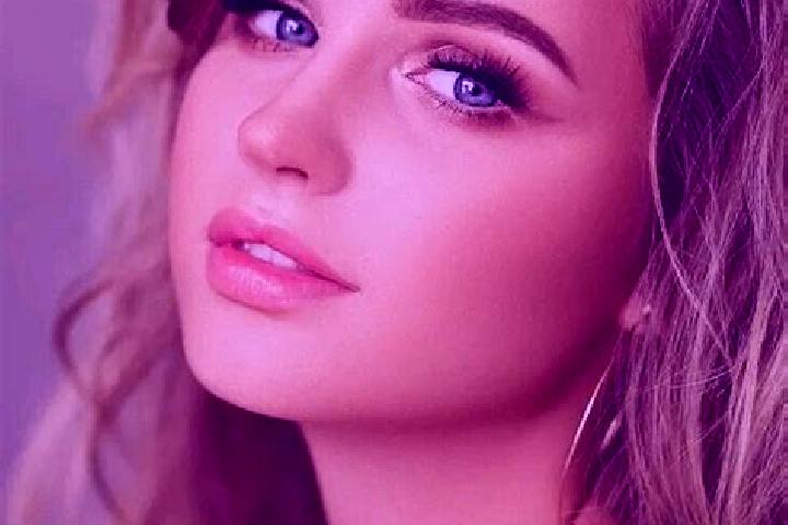 Maya, 33, a dark blonde blue-eyed asian companion based in Gigny-sur-Saone. Offering Domination, Girlfriend Experience, 69, Couples, A-Level. Available for i...
