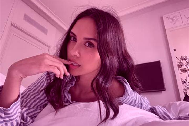 Maya, 33, a red brown-eyed ebony companion based in Hofgeest. Offering Girlfriend Experience, Roleplay, Striptease, A-Level. Available for incall and outcall...