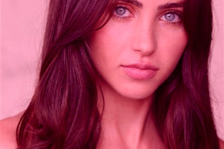 Maya, 33, a red brown-eyed indian companion based in Hastings. Offering OWO, Striptease, 69. Available for incall and outcall, overnight bookings available.