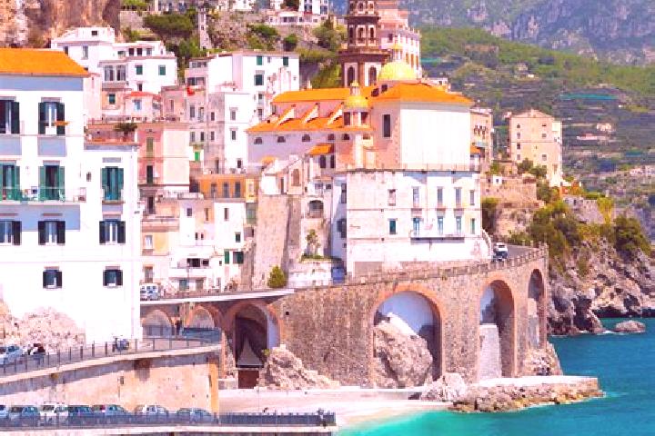 Maya, 33 — Escort in Oyace, Italy