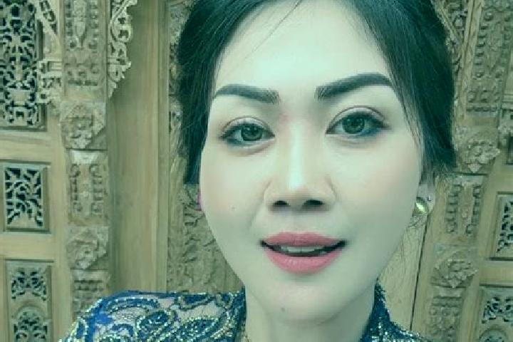 Maya, 33 — Escort in Pangkungparuk, Indonesia