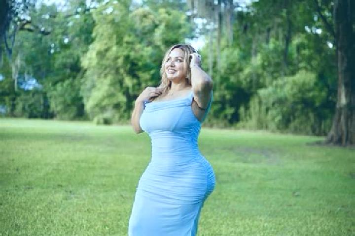 Maya, 33 — Escort in Senath, United States