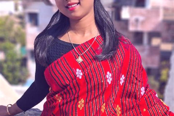 Maya, 33 — Escort in Tihu, India