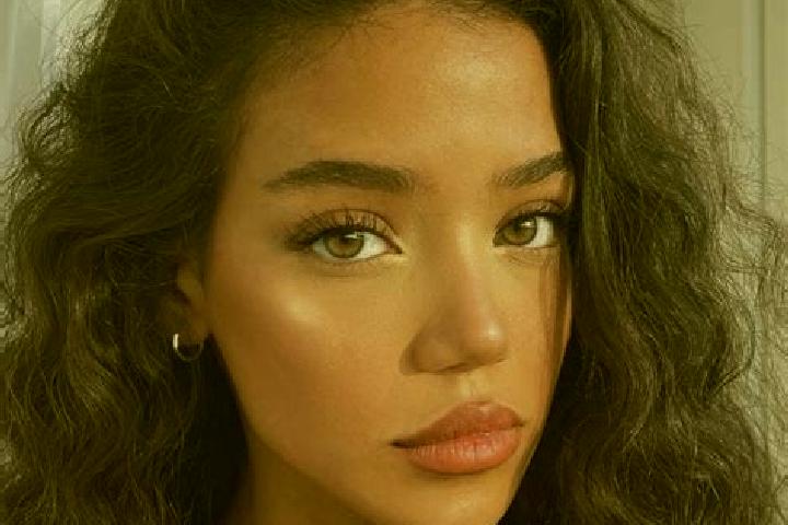 Maya, 34, a black brown-eyed caucasian companion based in Elbe. Offering Girlfriend Experience, Dinner Date, CIM, Duos, 69. Available for incall and outcall,...