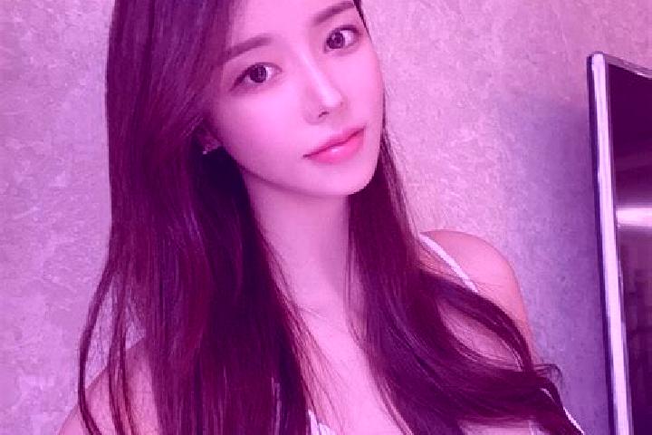 Maya, 34 — Escort in Guoye, China