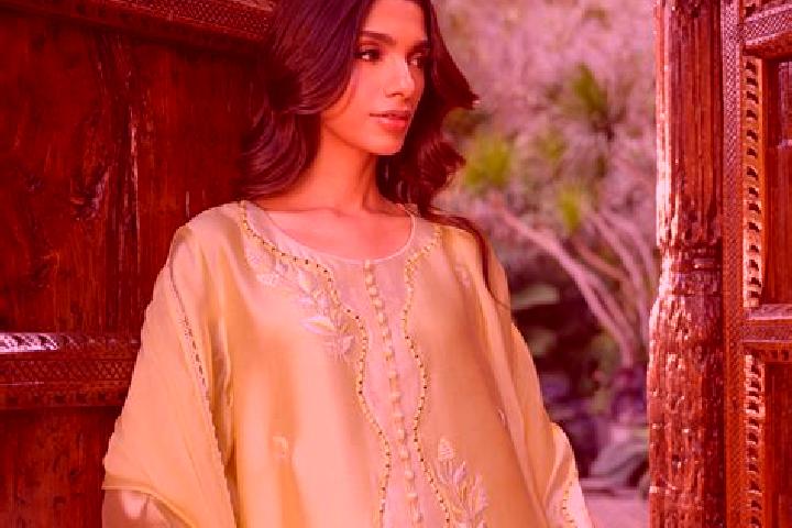 Maya, 34 — Escort in Kaure Shah Zerin, Pakistan