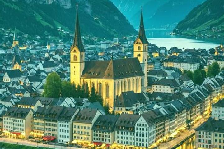 Maya, 34 — Escort in Kerns, Switzerland