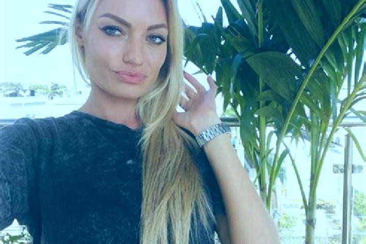 Maya, 35, a black blue-eyed indian companion based in Guarani de Goias. Offering Deep French Kissing, GFE, Dinner Date, Striptease, CIM. Available for incall...