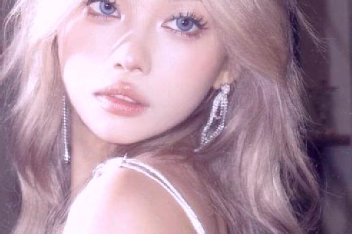 Maya, 35, a blonde dark-eyed asian companion based in Zlotoryja. Offering Domination, GFE, Fetish, Duos. Available for incall and outcall, day and evening da...