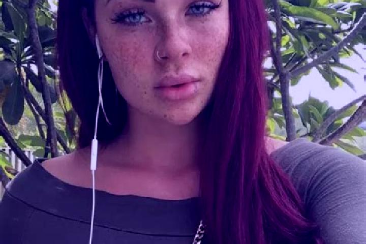 Maya, 35, a red brown-eyed latina companion based in Vernou-sur-Brenne. Offering Tantra, 69, Domination. Available for incall and outcall, day and evening da...