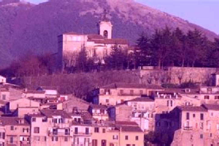 Maya, 35 — Escort in Alatri, Italy