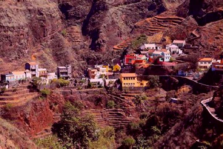 Maya, 35 — Escort in Eito, Cape Verde
