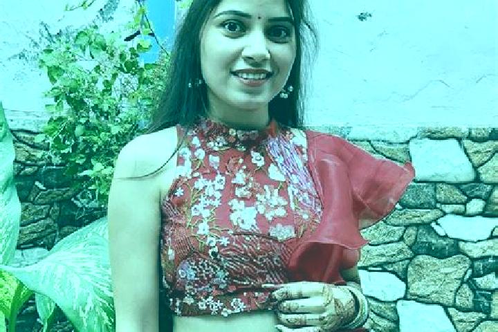 Maya, 35 — Escort in Hansi, India