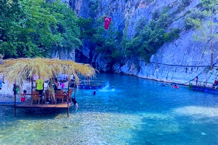 Maya, 35 — Escort in Kesecik, Turkey