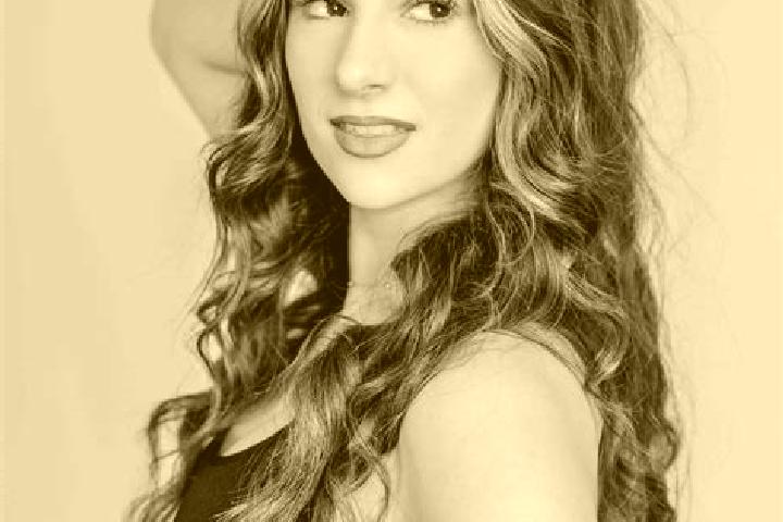 Maya, 35 — Escort in North Enid, United States