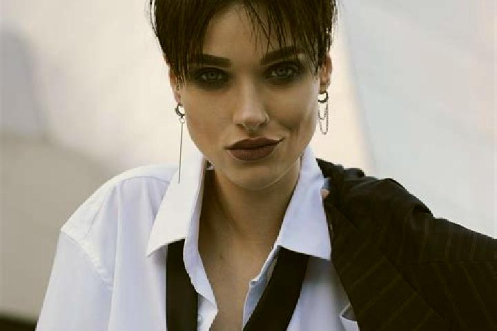 Maya, 35 — Escort in Osina, Poland