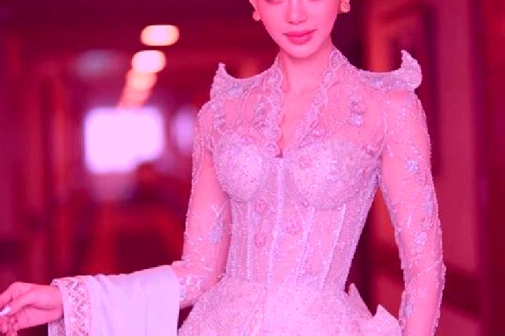 Maya, 35 — Escort in Peinnegon, Myanmar
