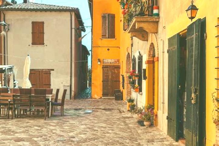 Maya, 35 — Escort in San Giovanni in Marignano, Italy