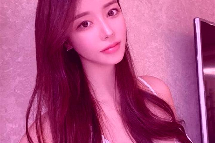 Maya, 35 — Escort in Shikeng, China