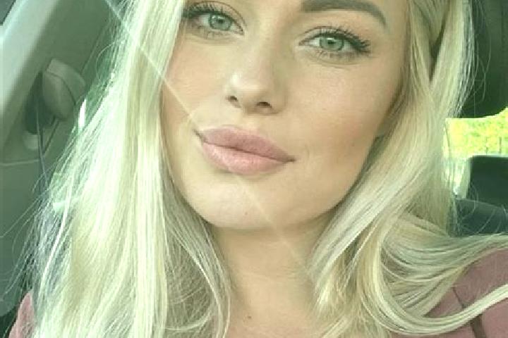 Maya, 36, a blonde hazel-eyed ebony companion based in Kipti. Offering BDSM, Domination, Dinner Date, Roleplay, Erotic Massage. Available for incall and outc...