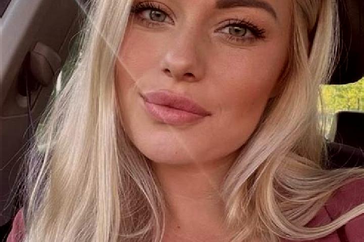 Maya, 36, a blonde hazel-eyed mediterranean companion based in Iowa Colony. Offering Couples, Striptease, Tantra. Available for incall and outcall, overnight...