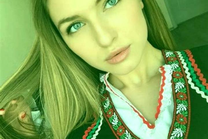 Maya, 36, a dark blonde green-eyed slavic companion based in Uji. Offering Massage, OWO, Couples, Deep French Kissing. Available for incall and outcall, over...