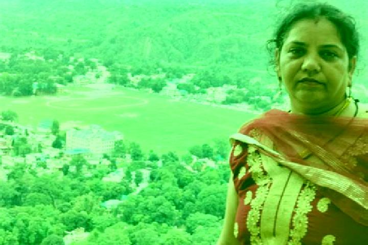 Maya, 36 — Escort in Mehatpur Basdehra, India