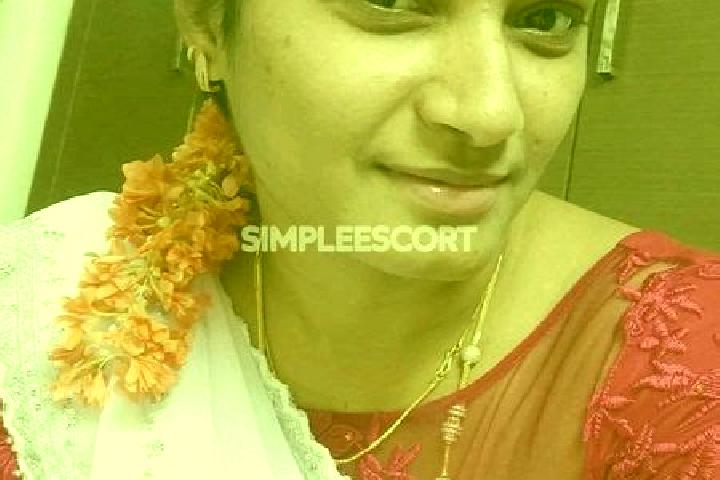 Maya, 37 — Escort in Bhimavaram, India